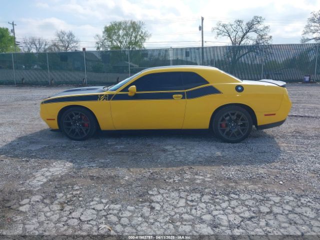 2C3CDZBT8HH560387 Dodge Challenger T/a
