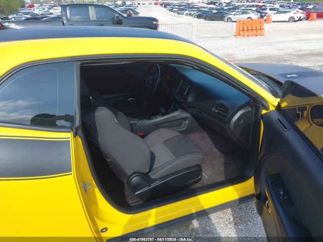 2C3CDZBT8HH560387 Dodge Challenger T/a
