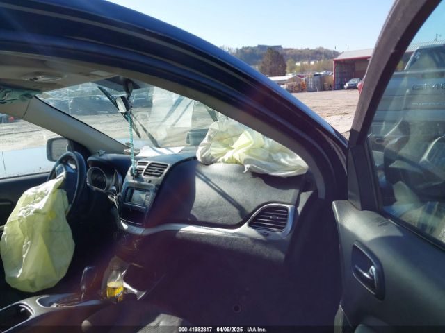 3C4PDCAB9JT243816 Dodge JOURNEY SE
