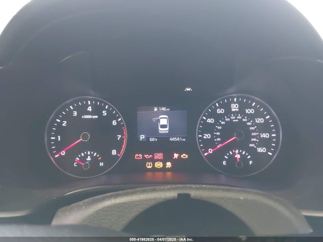 3KPF24AD9KE122010 KIA Forte Lxs