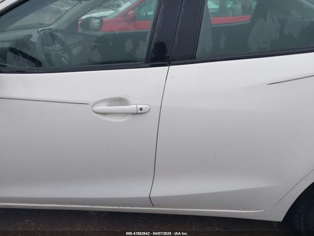 3MYDLBYV0HY173573 Toyota YARIS IA