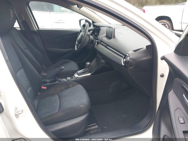3MYDLBYV0HY173573 Toyota YARIS IA