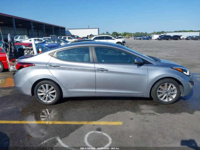 5NPDH4AE1FH565090 Hyundai ELANTRA SE