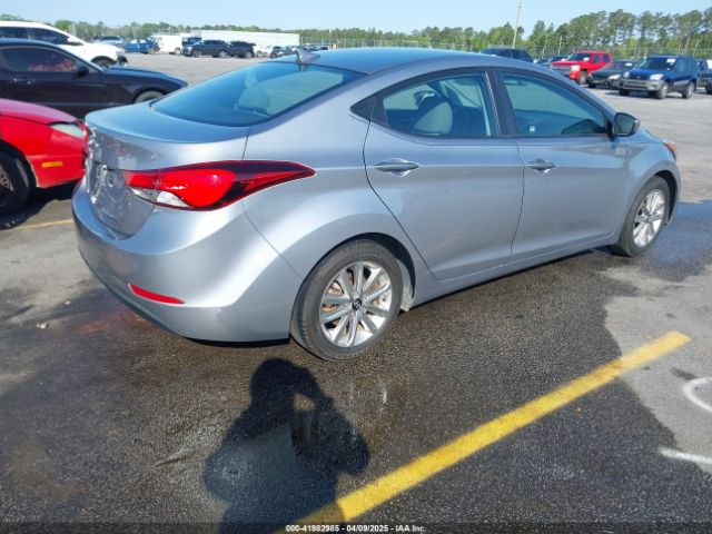 5NPDH4AE1FH565090 Hyundai ELANTRA SE