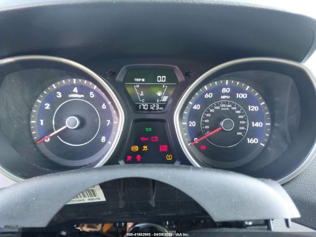 5NPDH4AE1FH565090 Hyundai ELANTRA SE