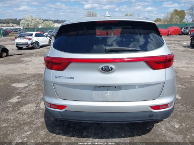 KNDPMCAC9J7438425 KIA Sportage Lx