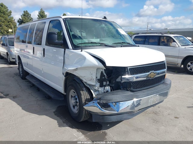 1GAZGPFF0H1281755 Chevrolet Express 3500 Lt