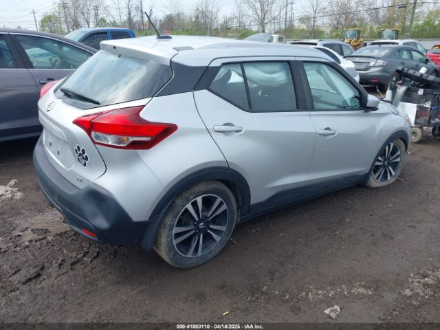 3N1CP5CU2JL541062 Nissan KICKS SV