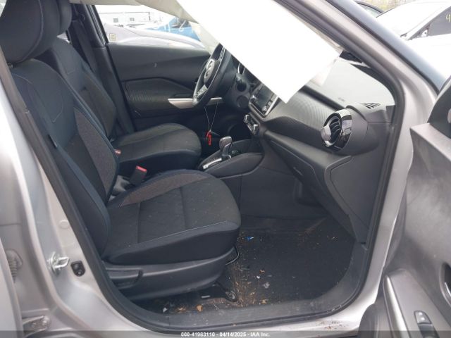 3N1CP5CU2JL541062 Nissan KICKS SV