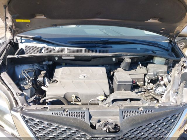 5TDXK3DC3FS682327 Toyota Sienna Se Premium 8 Passenger