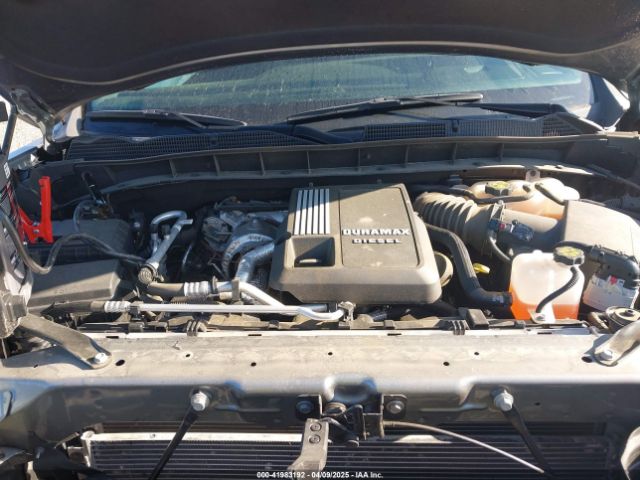 1GTUUEE89PZ174270 GMC Sierra 1500 4wd  Short Box At4