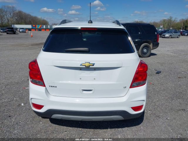 3GNCJLSB9HL275110 Chevrolet Trax Lt