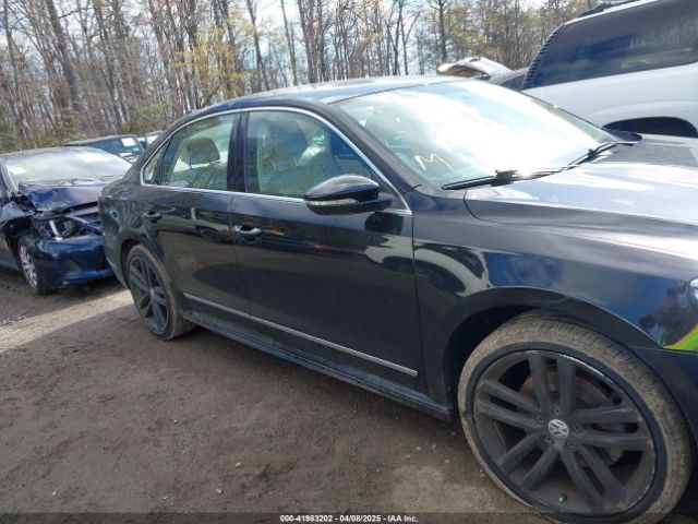 1VWAT7A34GC068563 Volkswagen Passat 1.8t R-line