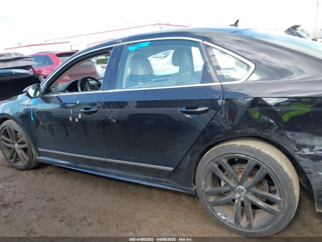 1VWAT7A34GC068563 Volkswagen Passat 1.8t R-line