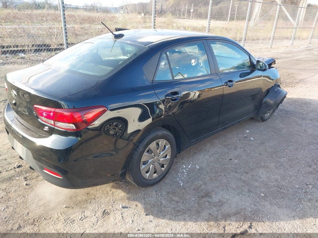 3KPA24AB9KE209902 KIA RIO S