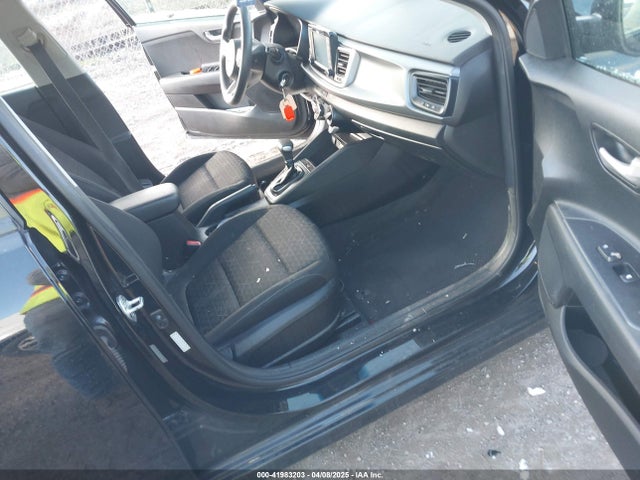 3KPA24AB9KE209902 KIA RIO S