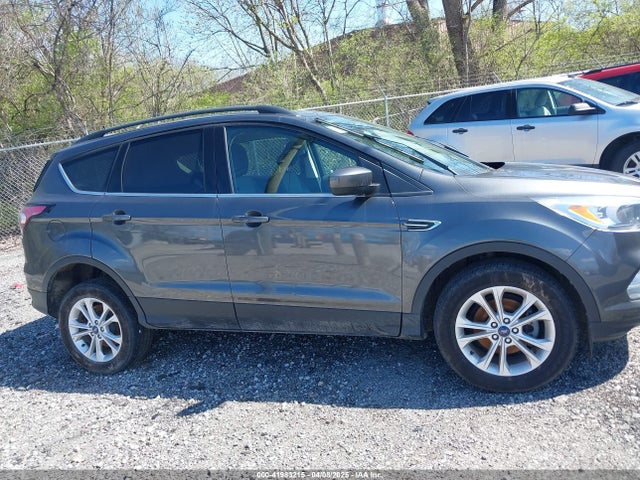 1FMCU0GD6JUC90597 Ford ESCAPE SE