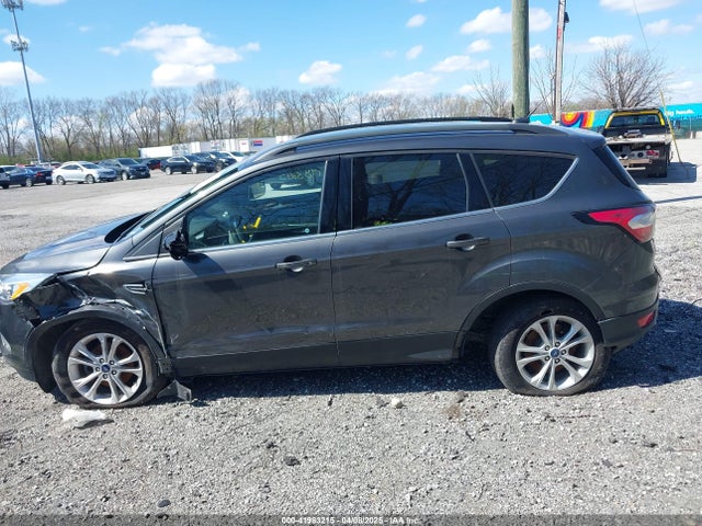 1FMCU0GD6JUC90597 Ford ESCAPE SE