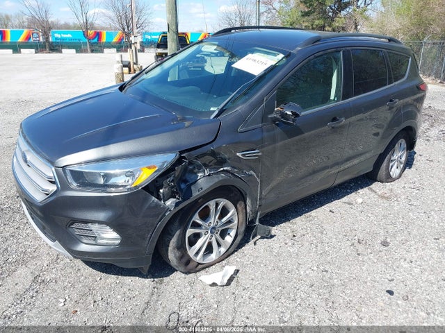 1FMCU0GD6JUC90597 Ford ESCAPE SE