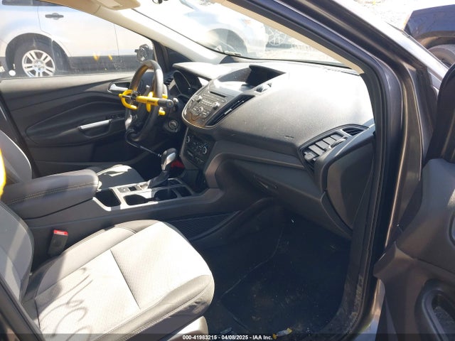 1FMCU0GD6JUC90597 Ford ESCAPE SE