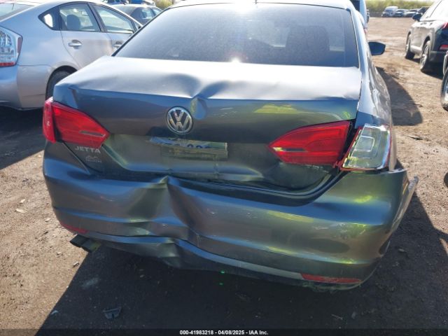 3VW3L7AJ9EM383295 Volkswagen Jetta 2.0l Tdi