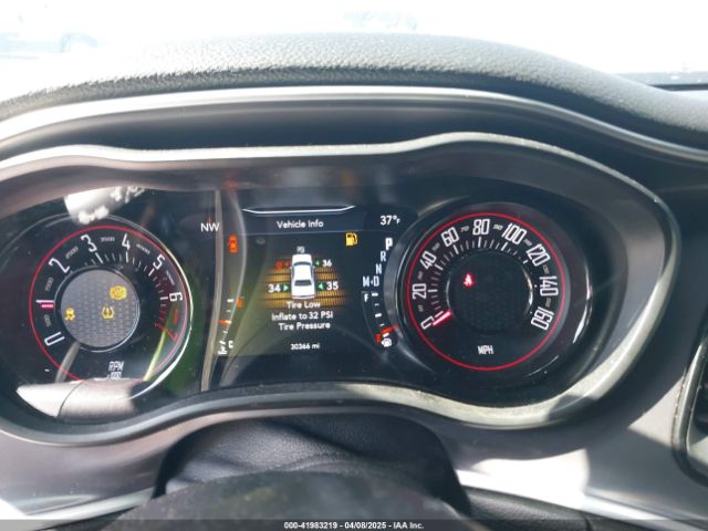 2C3CDZAGXNH238527 Dodge Challenger Sxt
