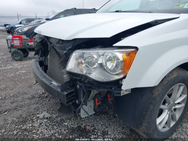 2C4RDGCG4KR774841 Dodge Grand Caravan Sxt