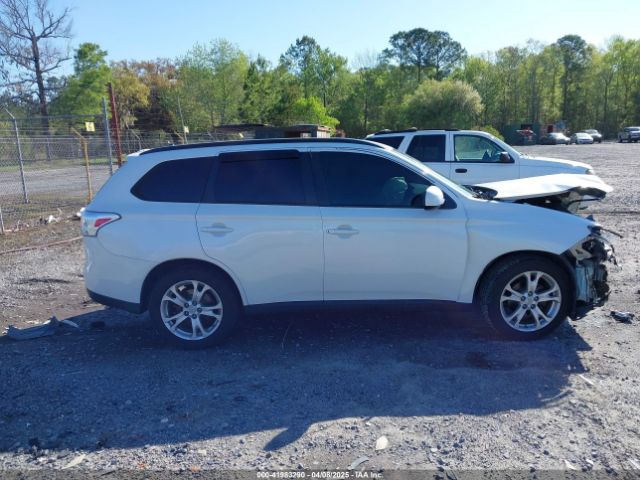 JA4AD3A30EZ010429 Mitsubishi Outlander Se