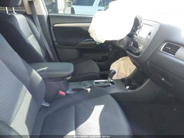 JA4AD3A30EZ010429 Mitsubishi Outlander Se