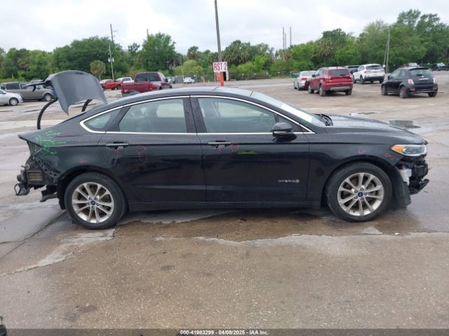 3FA6P0MU1KR202860 Ford Fusion Hybrid Sel