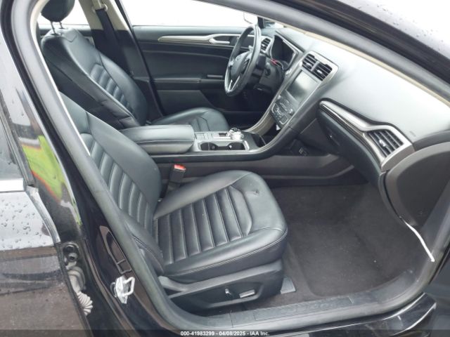 3FA6P0MU1KR202860 Ford Fusion Hybrid Sel