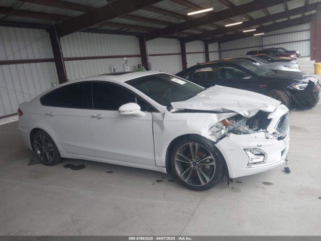 3FA6P0K95KR271291 Ford Fusion Titanium