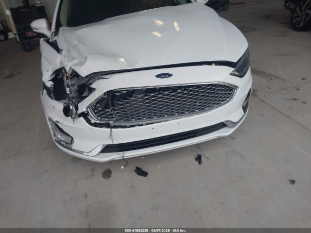 3FA6P0K95KR271291 Ford Fusion Titanium
