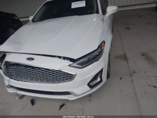 3FA6P0K95KR271291 Ford Fusion Titanium