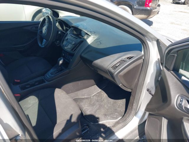 1FADP3E24GL311146 Ford FOCUS S
