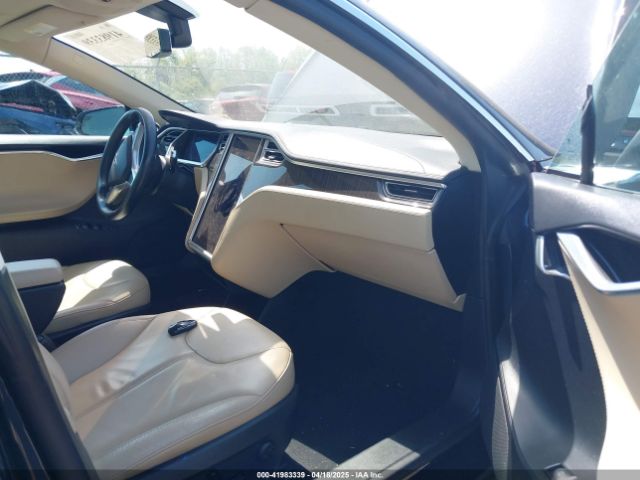 2013 TESLA MODEL S 5YJSA1CN5DFP20579 Photo 4