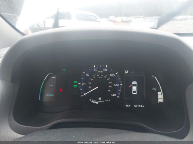 KMHC65LC0HU040044 Hyundai Ioniq Hybrid Blue