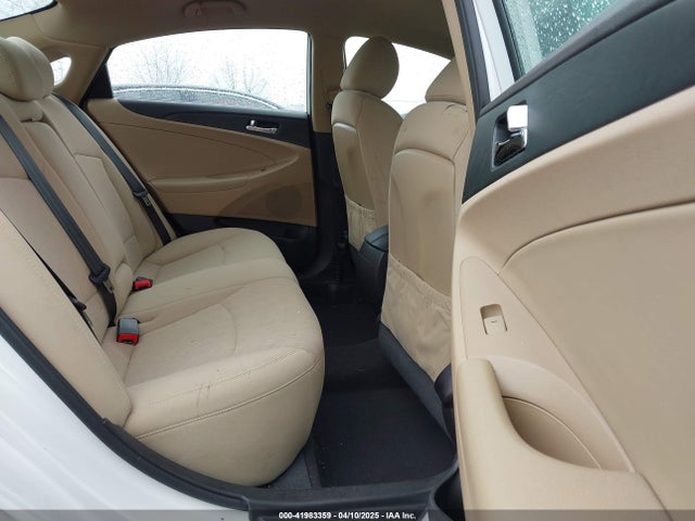 5NPEB4ACXEH927601 Hyundai SONATA GLS