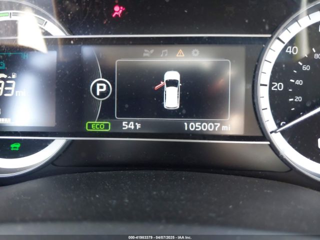KNDCB3LC9H5055737 KIA NIRO LX