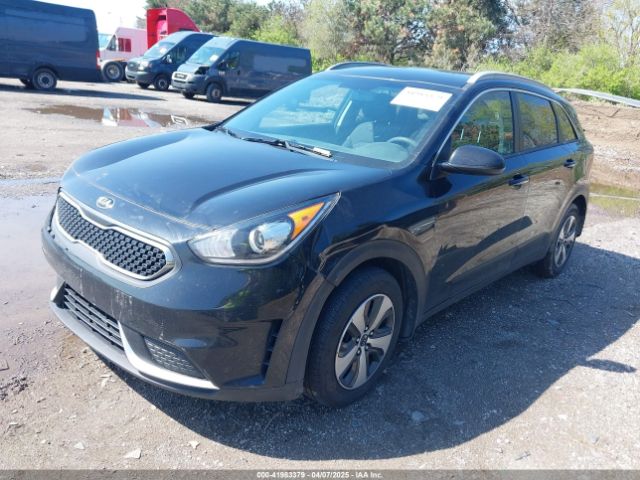KNDCB3LC9H5055737 KIA NIRO LX