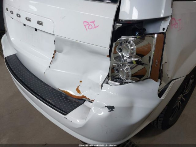 2C4RDGBG8KR503122 Dodge Grand Caravan Se Plus