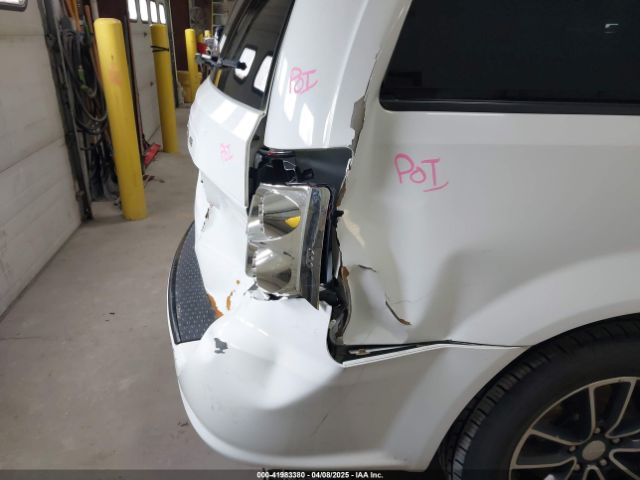 2C4RDGBG8KR503122 Dodge Grand Caravan Se Plus