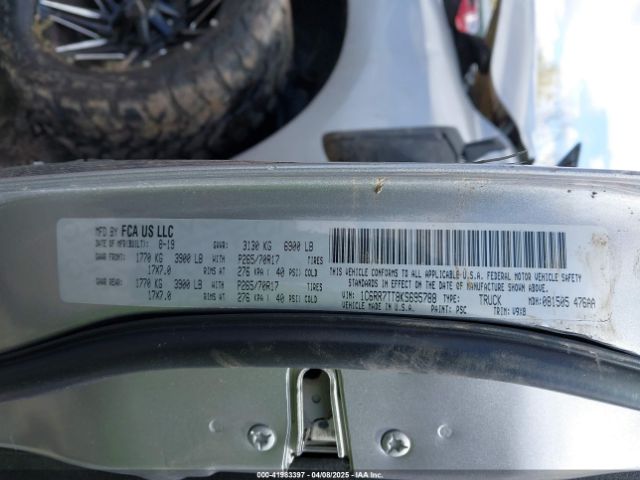 1C6RR7TT8KS695788 RAM 1500 Classic Slt  4x4 6'4 Box