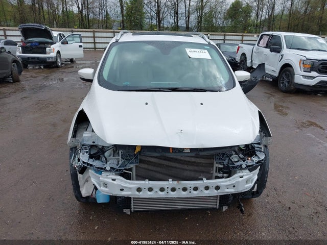 1FMCU9J99GUC72984 Ford Escape Titanium