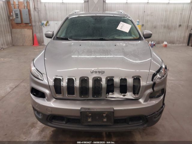 1C4PJMCB9EW149754 Jeep Cherokee Latitude