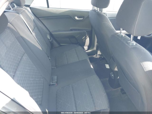 3KPA24AD3PE531461 KIA RIO S