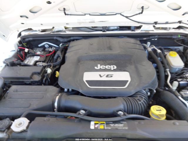 1C4BJWDG7HL612805 Jeep Wrangler Unlimited Sport 4x4