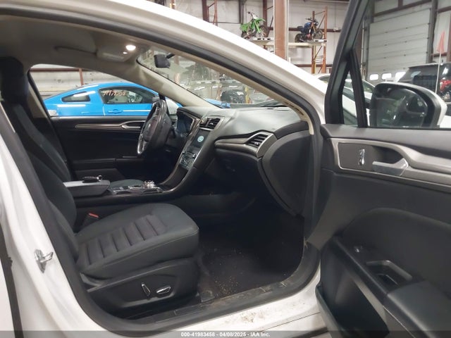 3FA6P0H7XHR355914 Ford FUSION SE