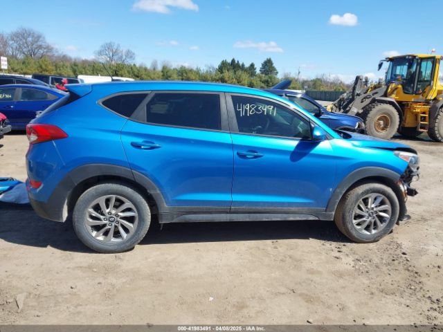 KM8J23A45GU181936 Hyundai TUCSON SE