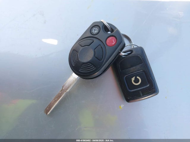 1FADP3F2XJL310931 Ford FOCUS SE